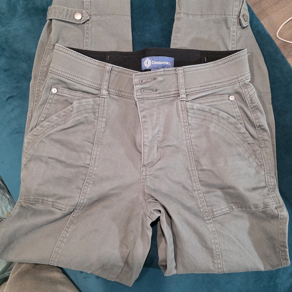 Democracy Gray Cargo Pants